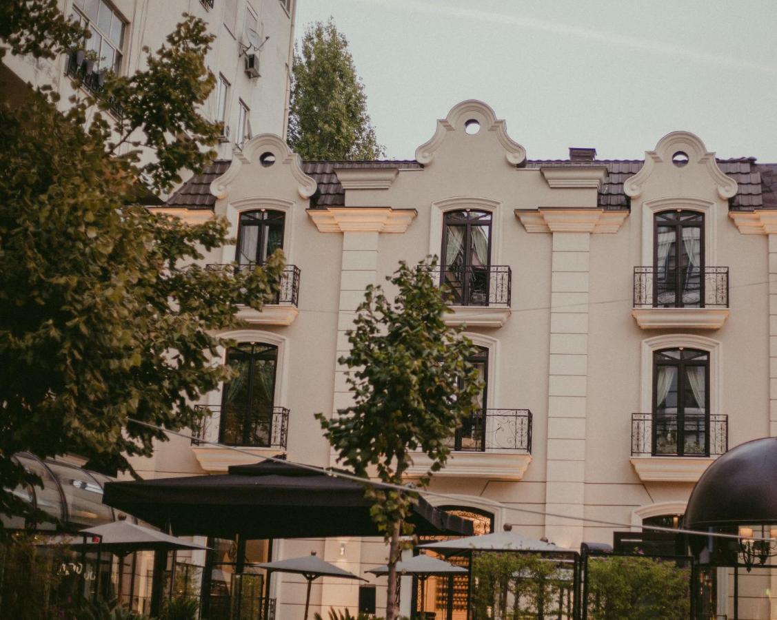 Arte Boutique Hotel Tirana Exterior photo