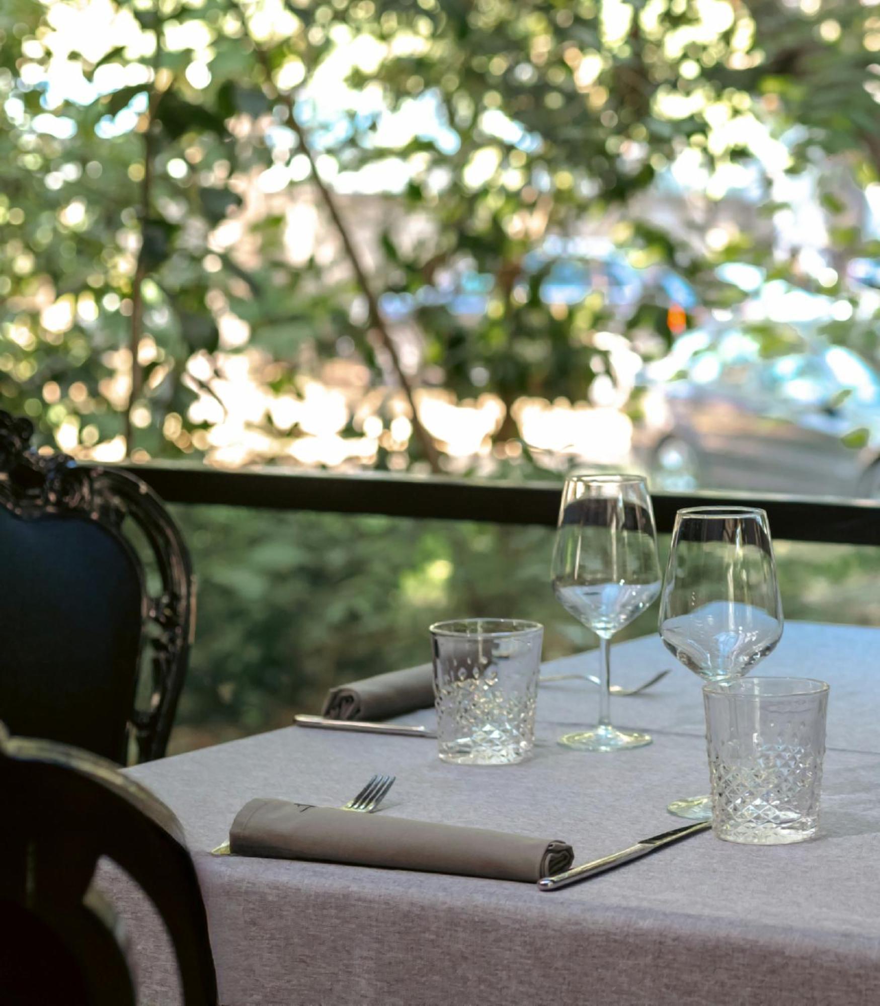 Arte Boutique Hotel Tirana Exterior photo