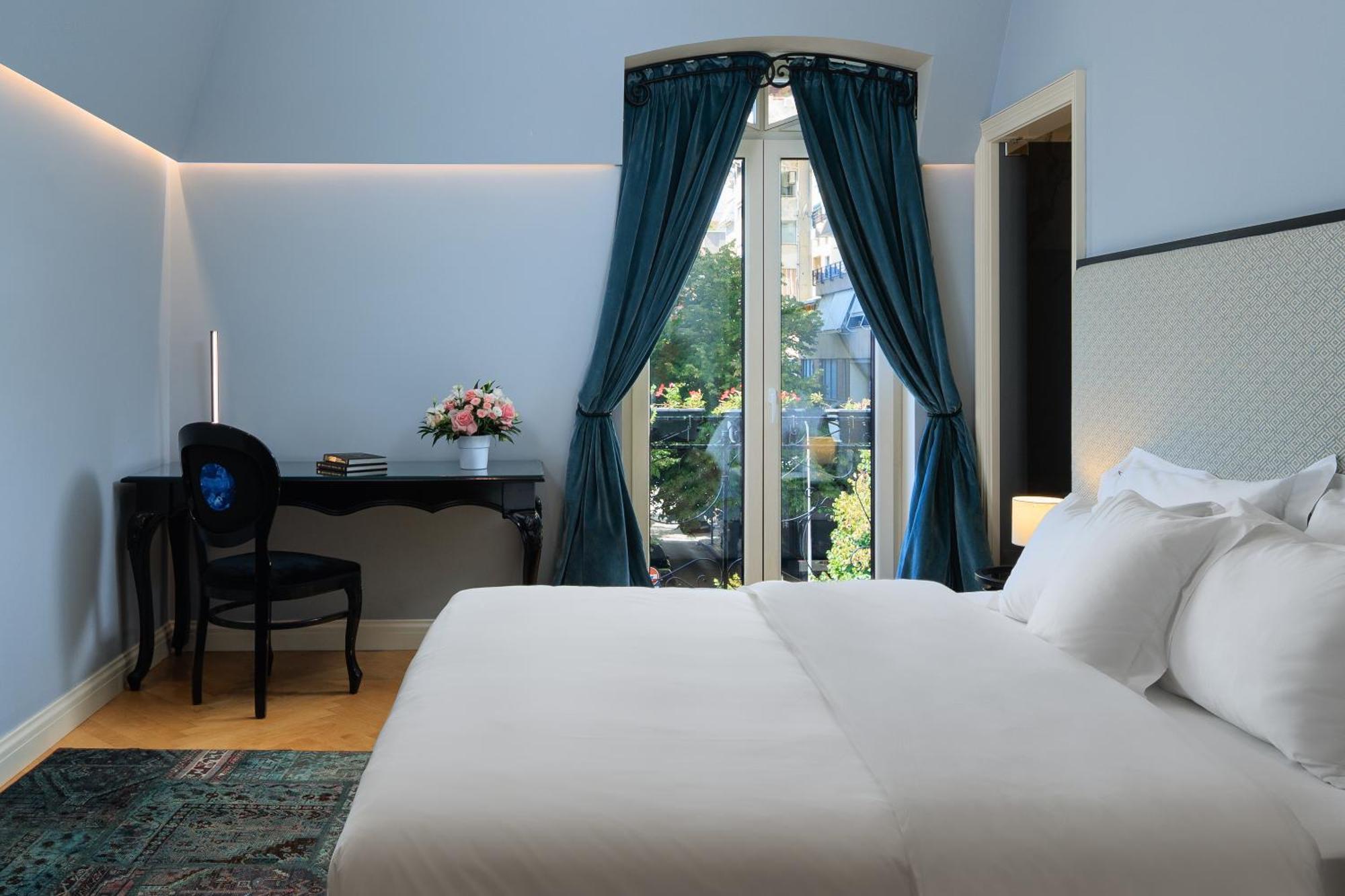Arte Boutique Hotel Tirana Exterior photo