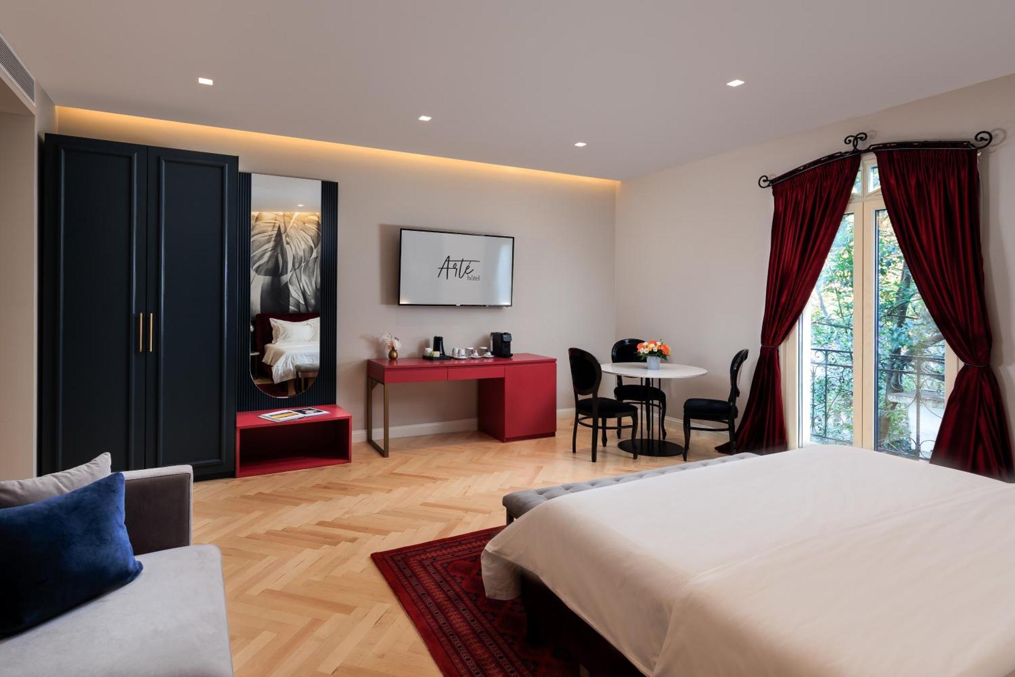 Arte Boutique Hotel Tirana Exterior photo
